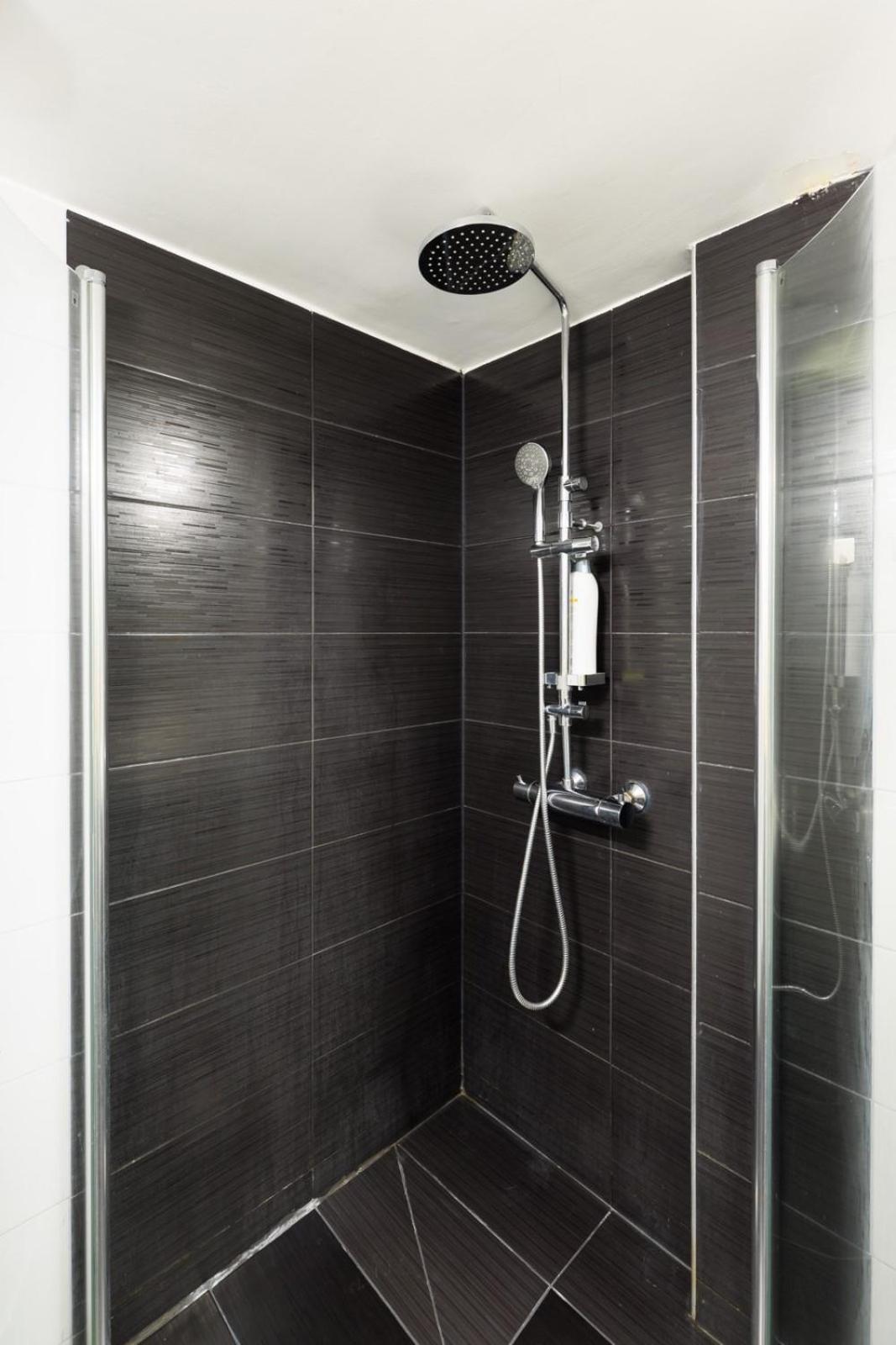 Aiolos Luxury Metro Acropolis Suite 7 Near Museum Of Modern Art Ateny Zewnętrze zdjęcie